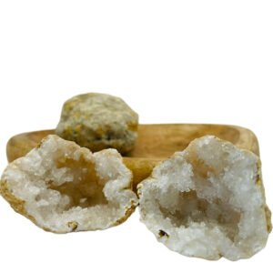 Geode met bergkristal     S
