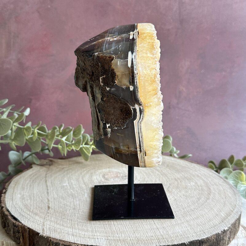 Agaat op standaard met kwarts