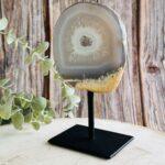 Agaat geode op standaard