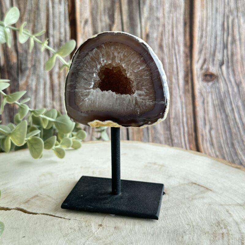 Agaat geode op standaard