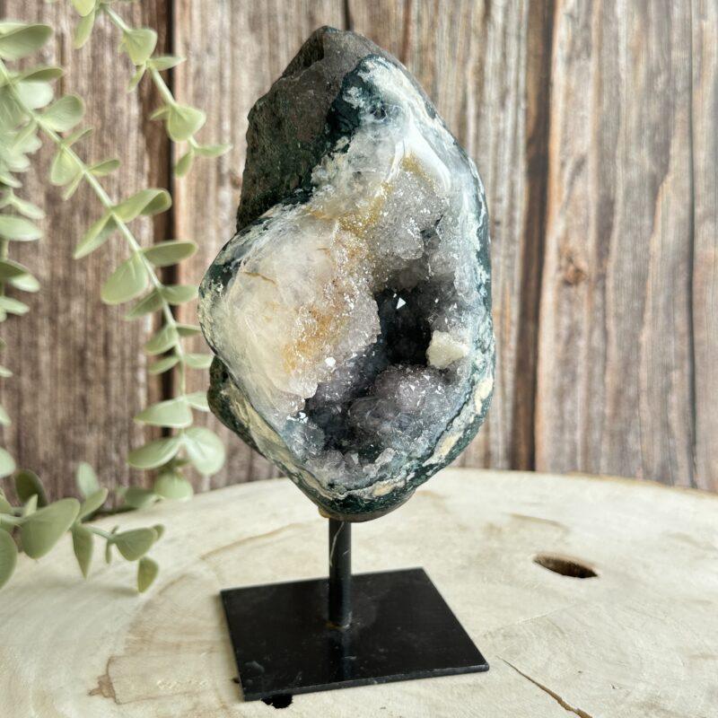 Amethist Geode op standaard