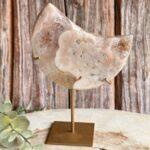 Roze Amethist maan op standaard